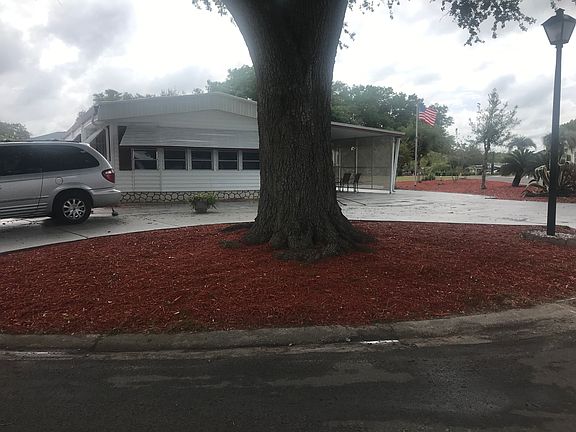 2nd image of 926 Weeping Willow Ave