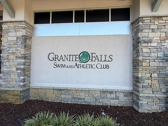 2nd image of 1015 Grand Ridge Dr