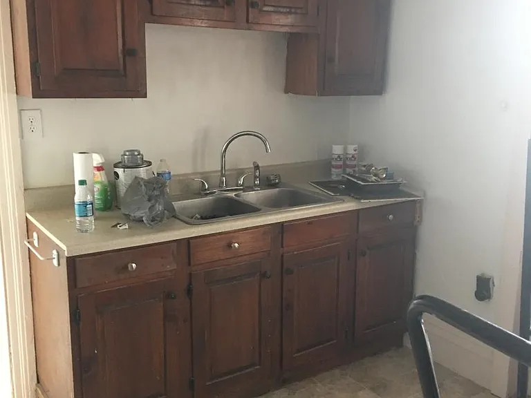 277 Teneyck St #275 — Photo 5