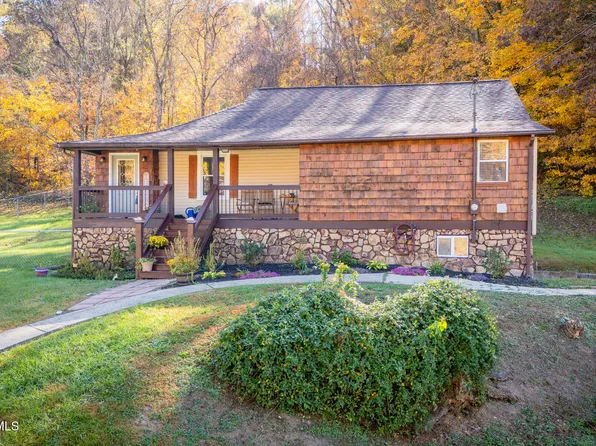 3801 Glen Alpine Rd, Kingsport, TN 37660
