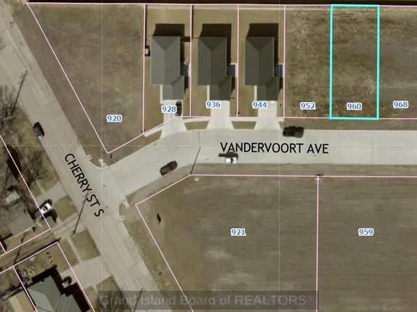 960 Vandervoort Ave, Grand Island, NE 68801