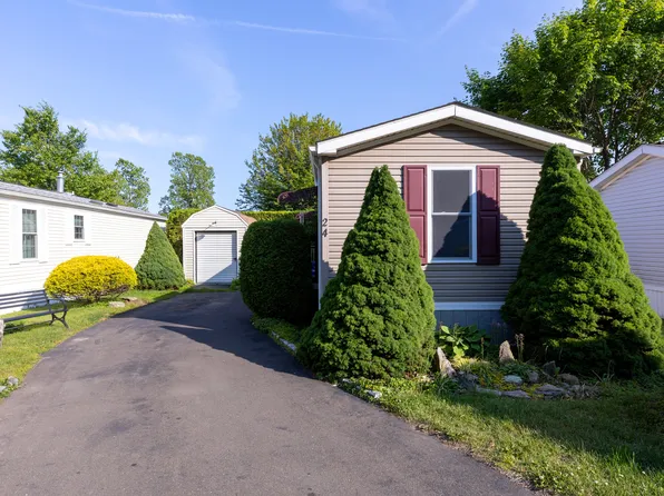 24 Ella Circle, Milford, CT 06460
