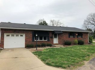 242 Cliff St, Ironton, OH 45638