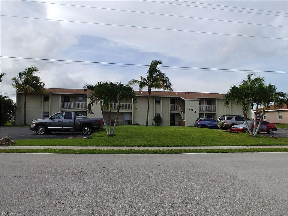 1st image of 723 SE 10th St