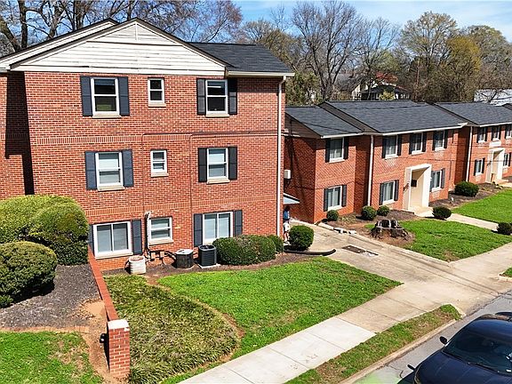 2nd image of 495 S Milledge Avenue
