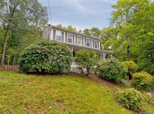 72 Counselor Dr, Naugatuck, CT 06770