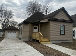 2717 Pine Ave, Mattoon, IL