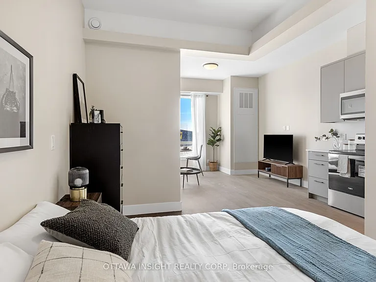 180 Kanata Ave #1A — Photo 6
