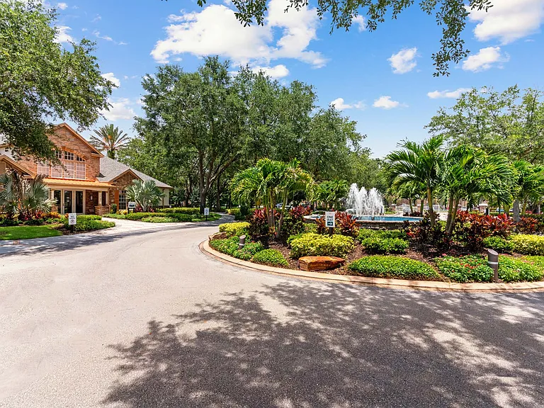 The Monaco at Waterford Lakes — Photo 6