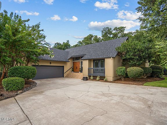2nd image of 5238 Marina Club Drive
