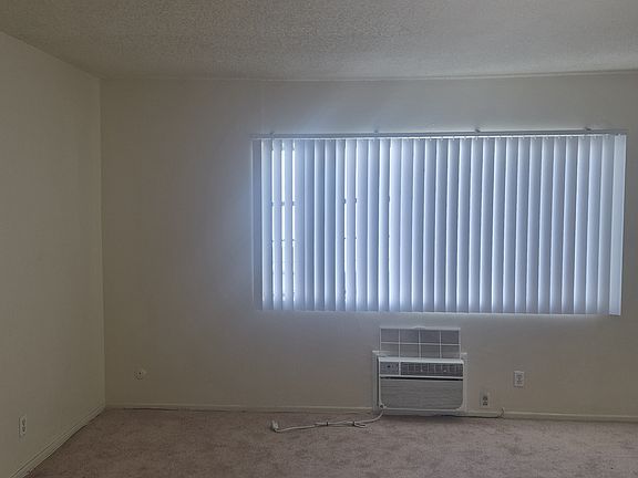 3rd image of 2740 Via Paseo APT G