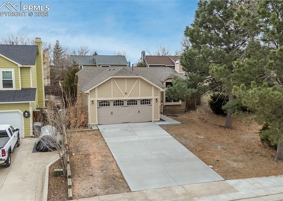 1st image of 4309 Bramble Ln