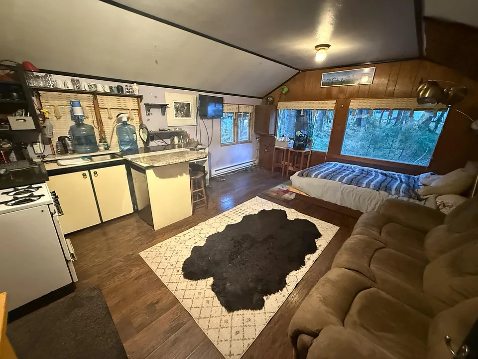 127 Snowmass Cir