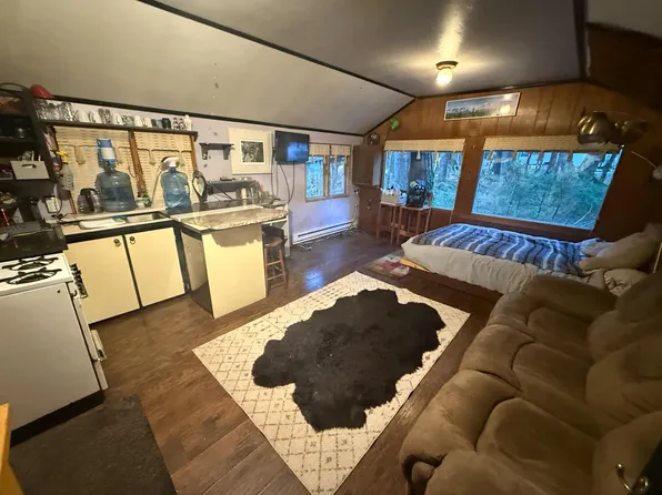 127 Snowmass Cir, Girdwood, AK 99587