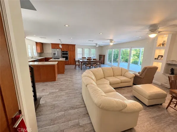 1682 Clemson Ave, Claremont, CA 91711