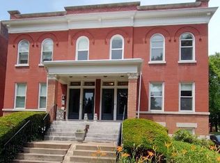 3433A Crittenden St #A, Saint Louis, MO 63118