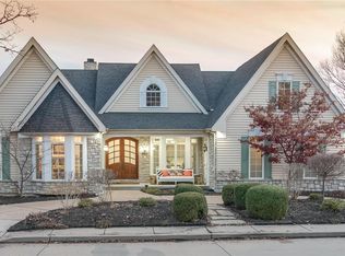 692 W Washington Ave, Saint Louis, MO 63122