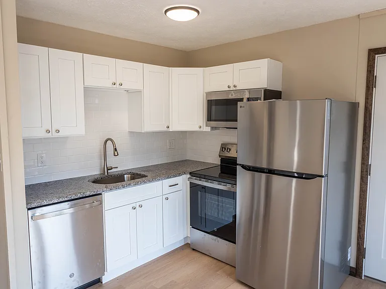354 Birch Dr — Photo 12
