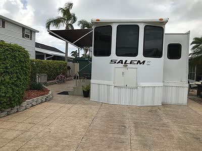 4th image of 425 Horizon Ln
