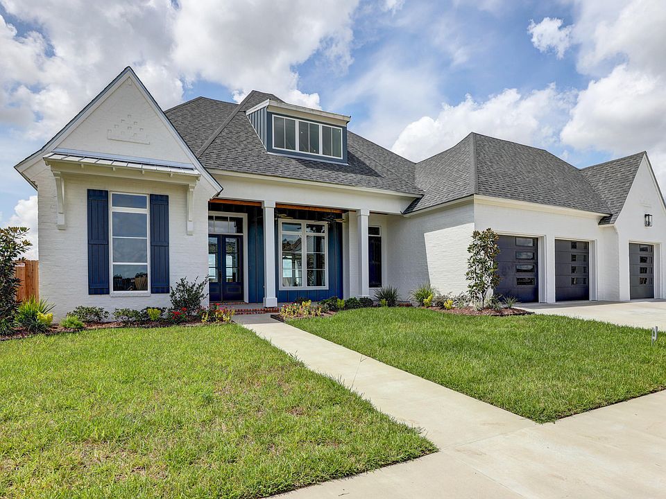 1st image of 203 Bronze Palm Way