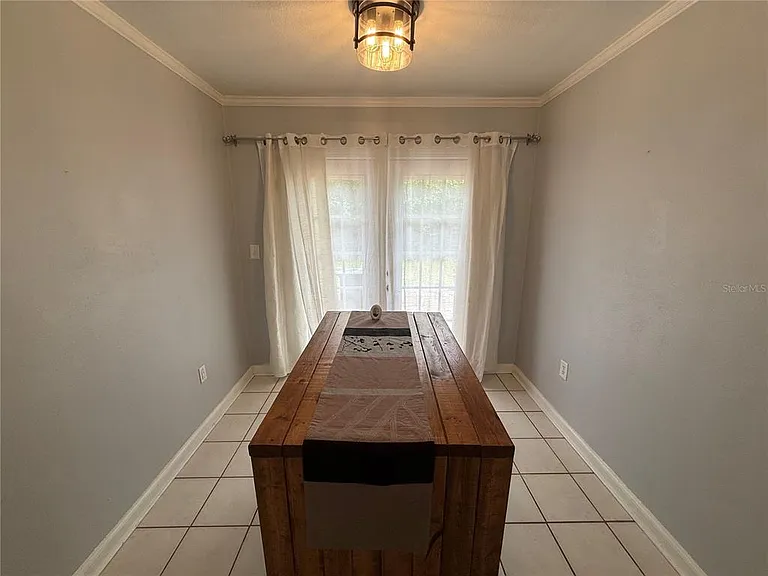 313 NW 34th Dr — Photo 11
