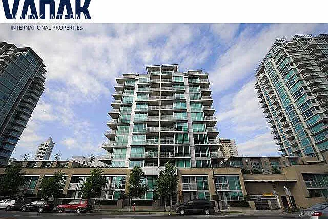 Bright 1 Bed, 1 Bath at The Pier Premium Lower Lonsdale Living! — Photo 1