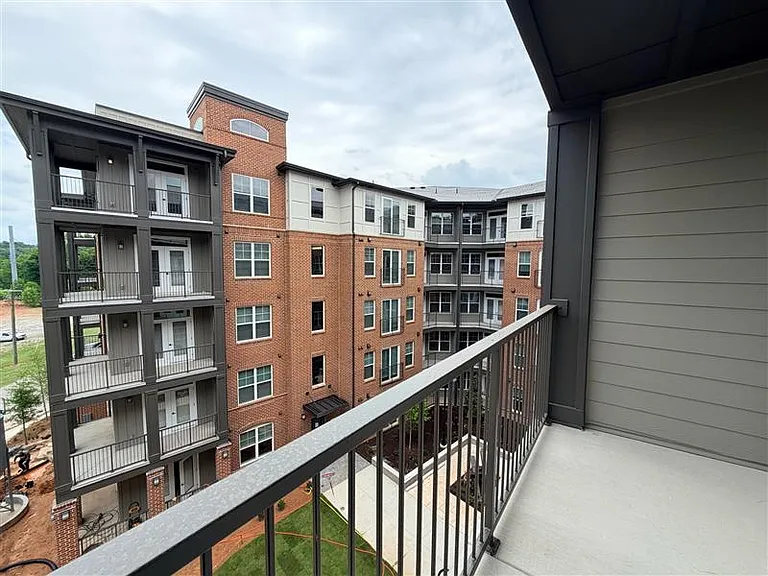 District on the Etowah Apartments — Photo 186