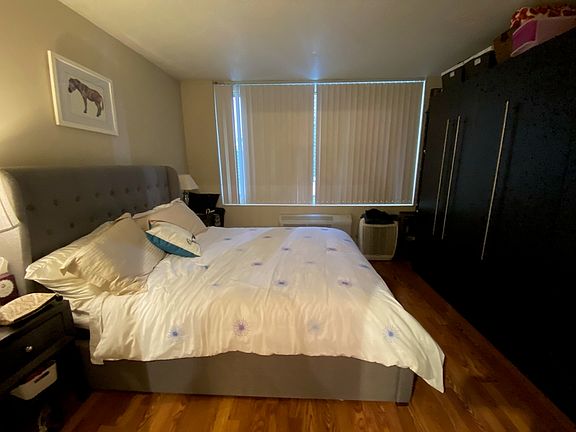 4th image of 333 E 45th St APT 23C