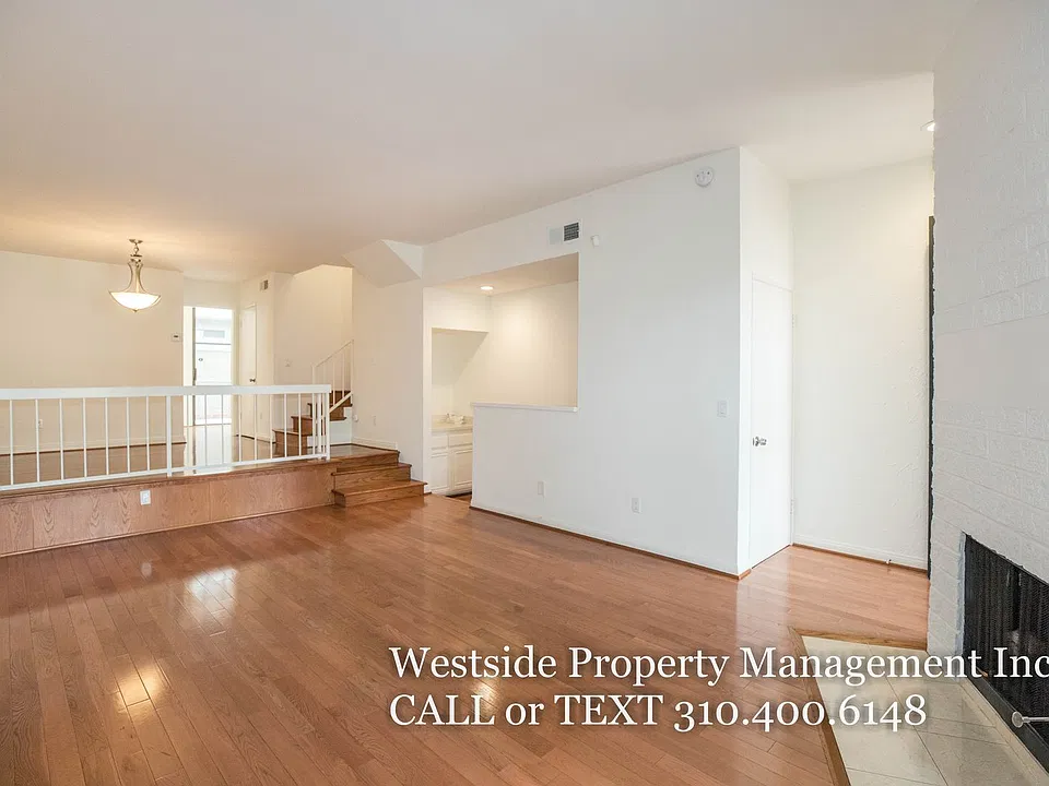 1803 Barry Ave #2
