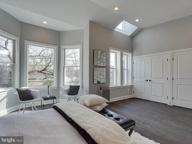 Double Closets - 
Master Bedroom: Dramatic Lighting, Exposed Brick, 10'+ Ceilings, Bay Window