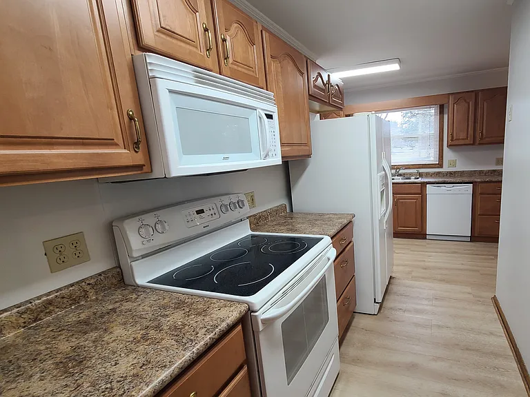 2415 Fairmont Blvd #A — Photo 4
