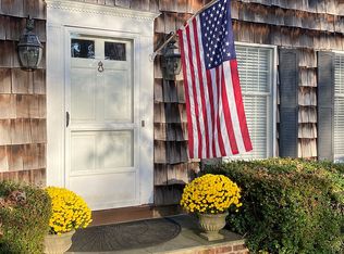34 Aberdeen Ln, Southampton, NY 11968