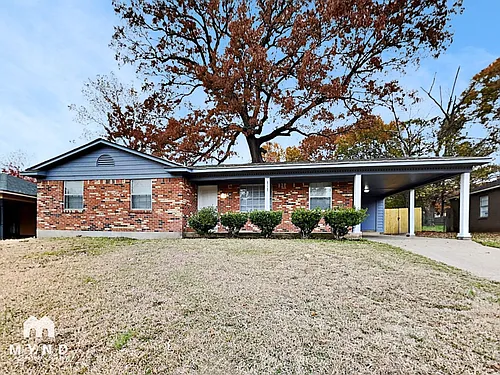 4328 Bayberry Dr Photo 1