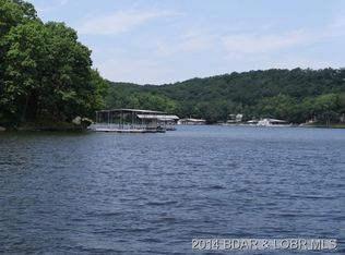 134 Four Winds Ct, Lake Ozark, MO 65049