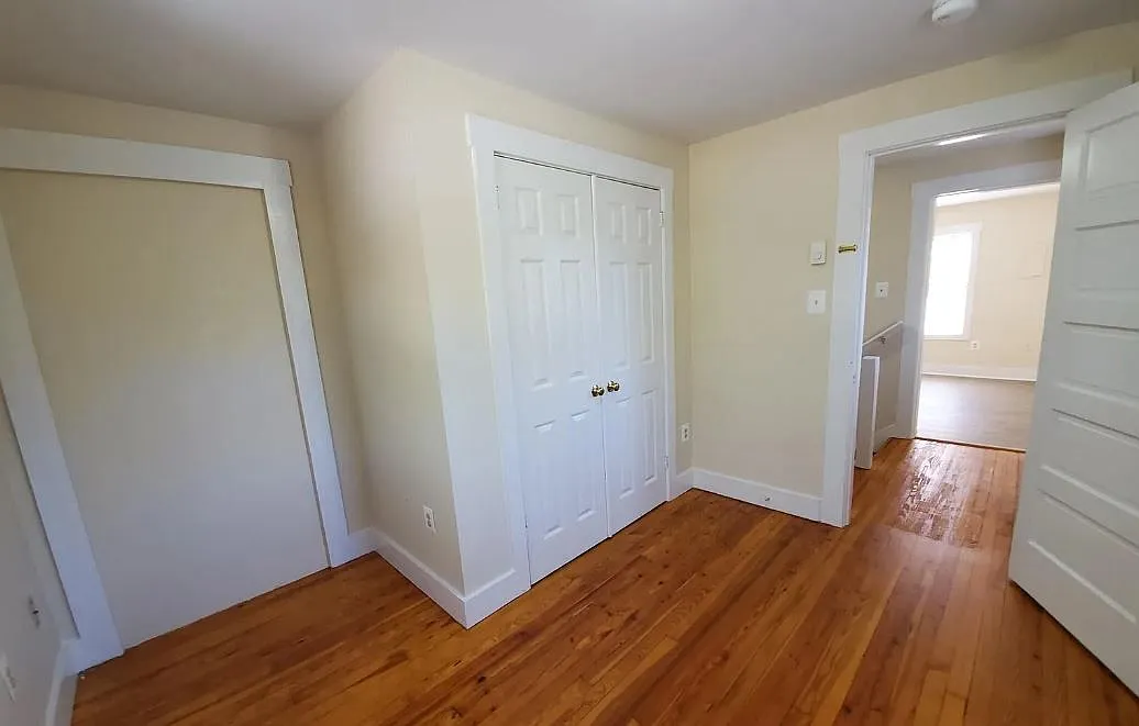 1 bed, 1.0 bath, 905 sqft, $1,325 — Photo 4