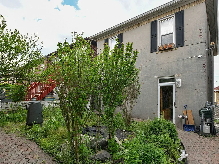 610 Columbia Ave #1 — Photo 32