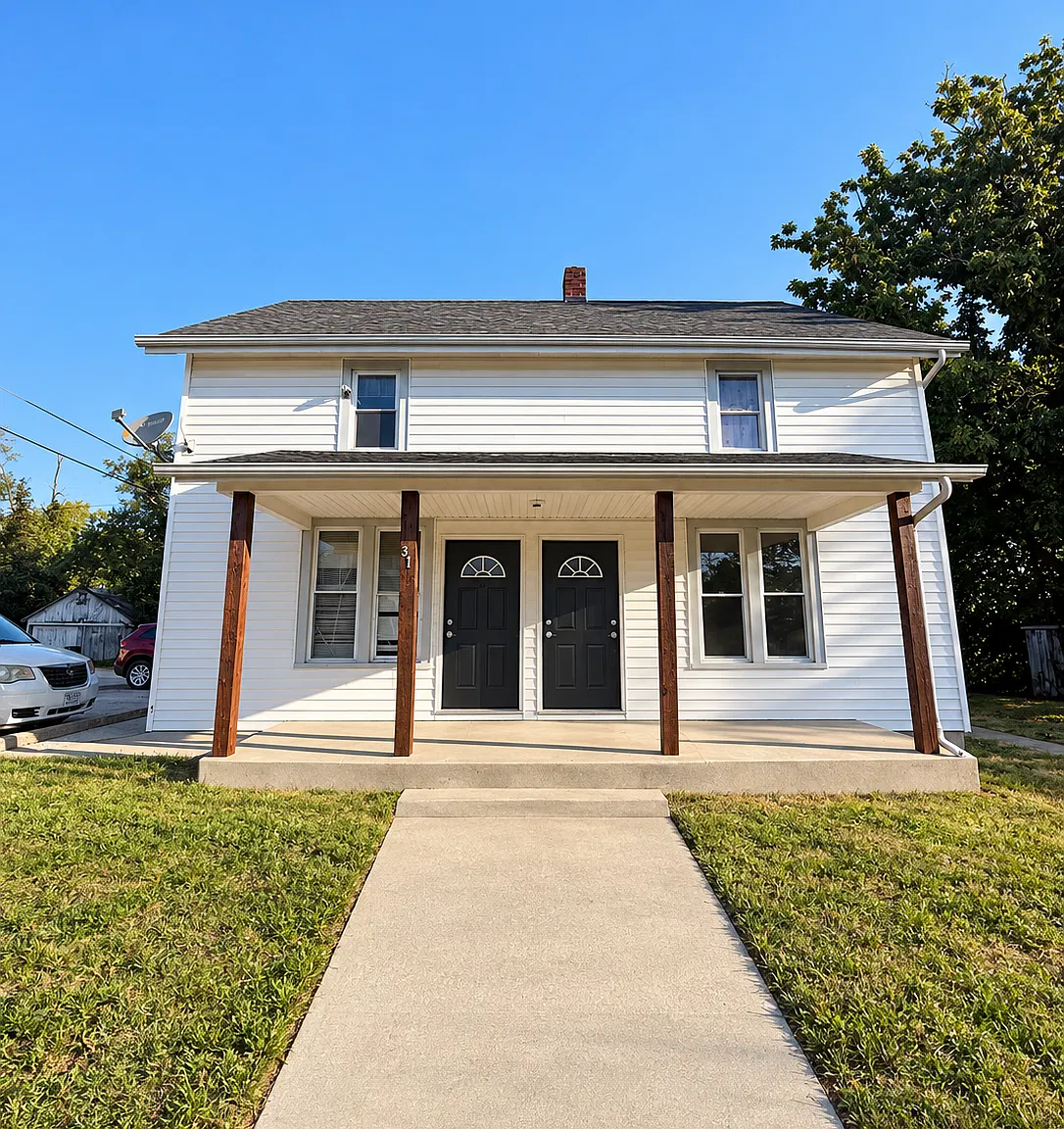 313 Veterans Memorial Pkwy — Photo 1