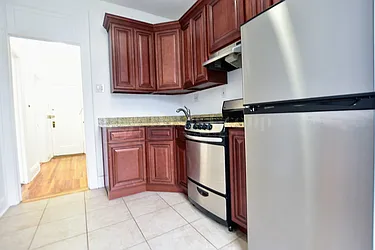 Rented by Dakis Group LLC