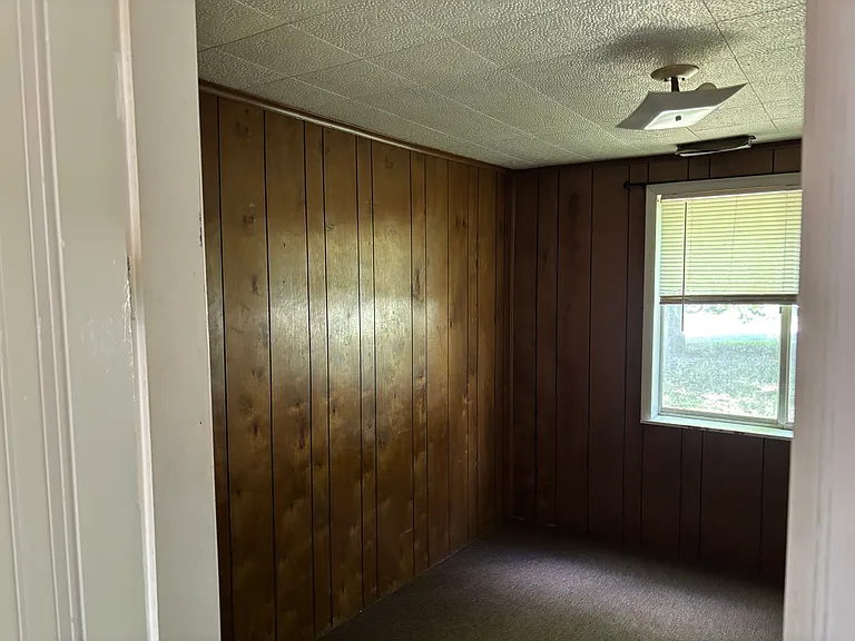 Oakmont — Photo 1