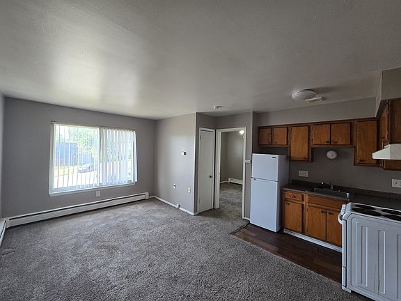 2nd image of 15811 Harper Ave APT 7