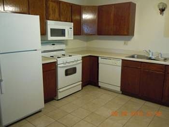 5th image of 715 Dean Dr APT 2