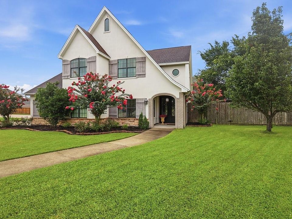 1st image of 1801 Lindsay Ln