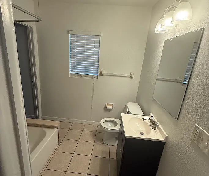 809 W Hiawatha St — Photo 10
