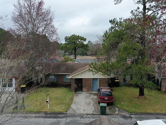 2nd image of 206 Russ Cir