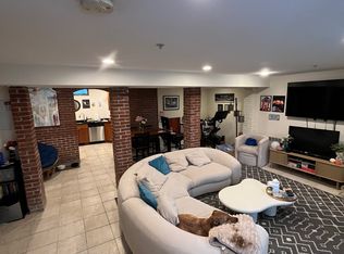 10 Selkirk Rd APT 1, Brighton, MA 02135