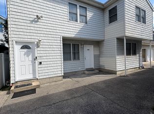 542 Lincoln St FLOOR 2, Cedarhurst, NY