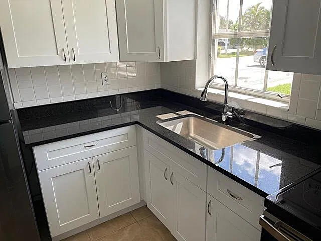 1 bed, 1.0 bath, 611 sqft, $1,550 — Photo 3