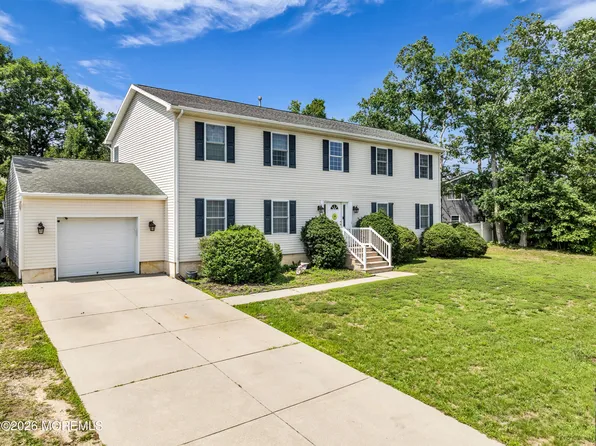 916 Buccaneer Lane, Manahawkin, NJ 08050