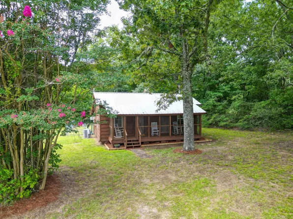 593 County Road 649, Mentone, AL 35984