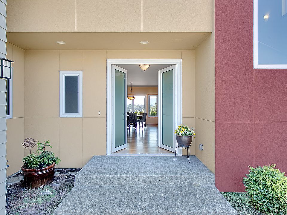1st image of 10706 177th Avenue Ct E